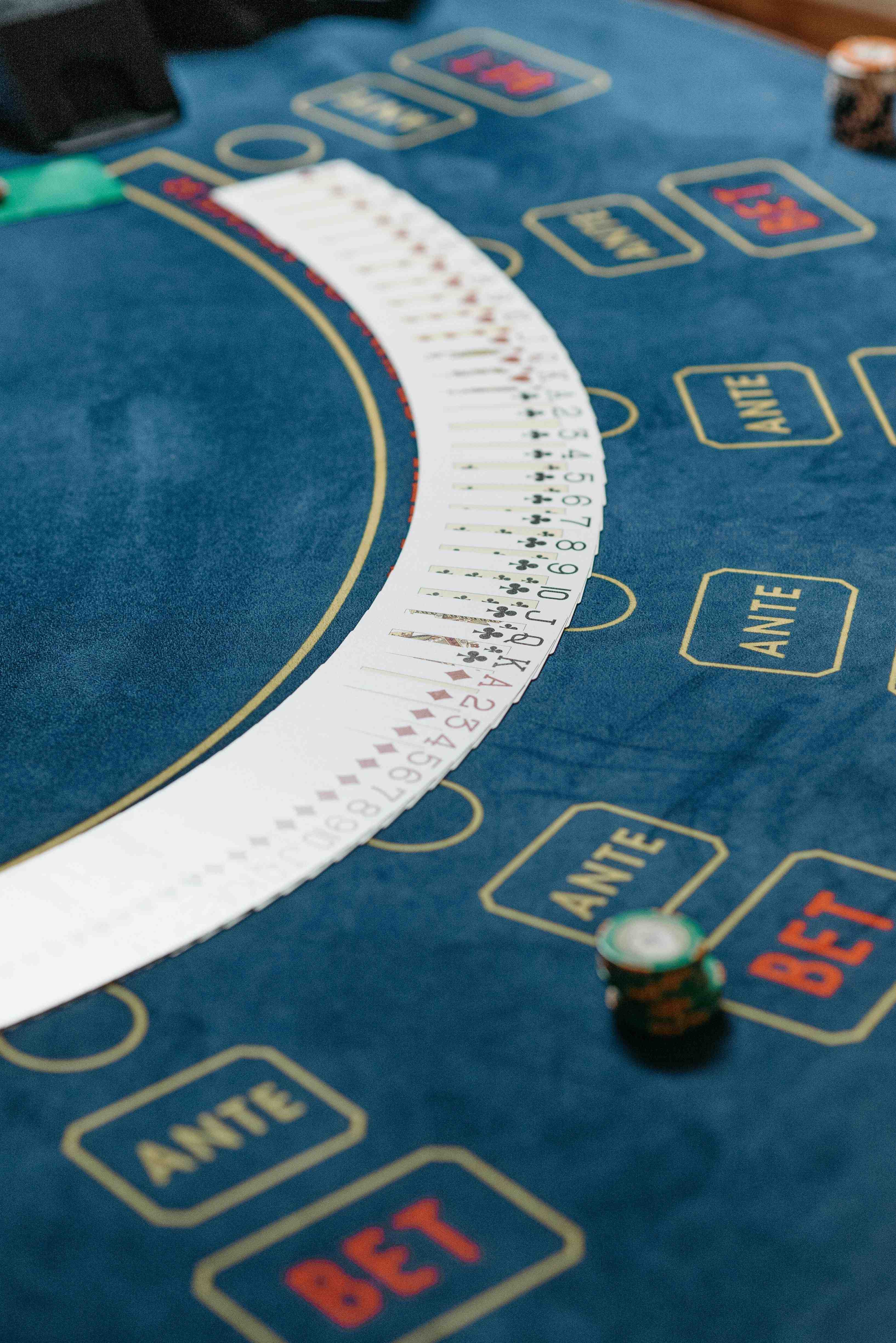 888i